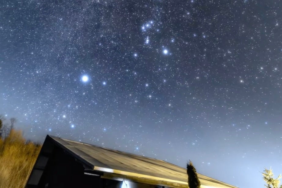 軽井沢の一棟貸しヴィラリゾート　あさま空山望
満天の星空