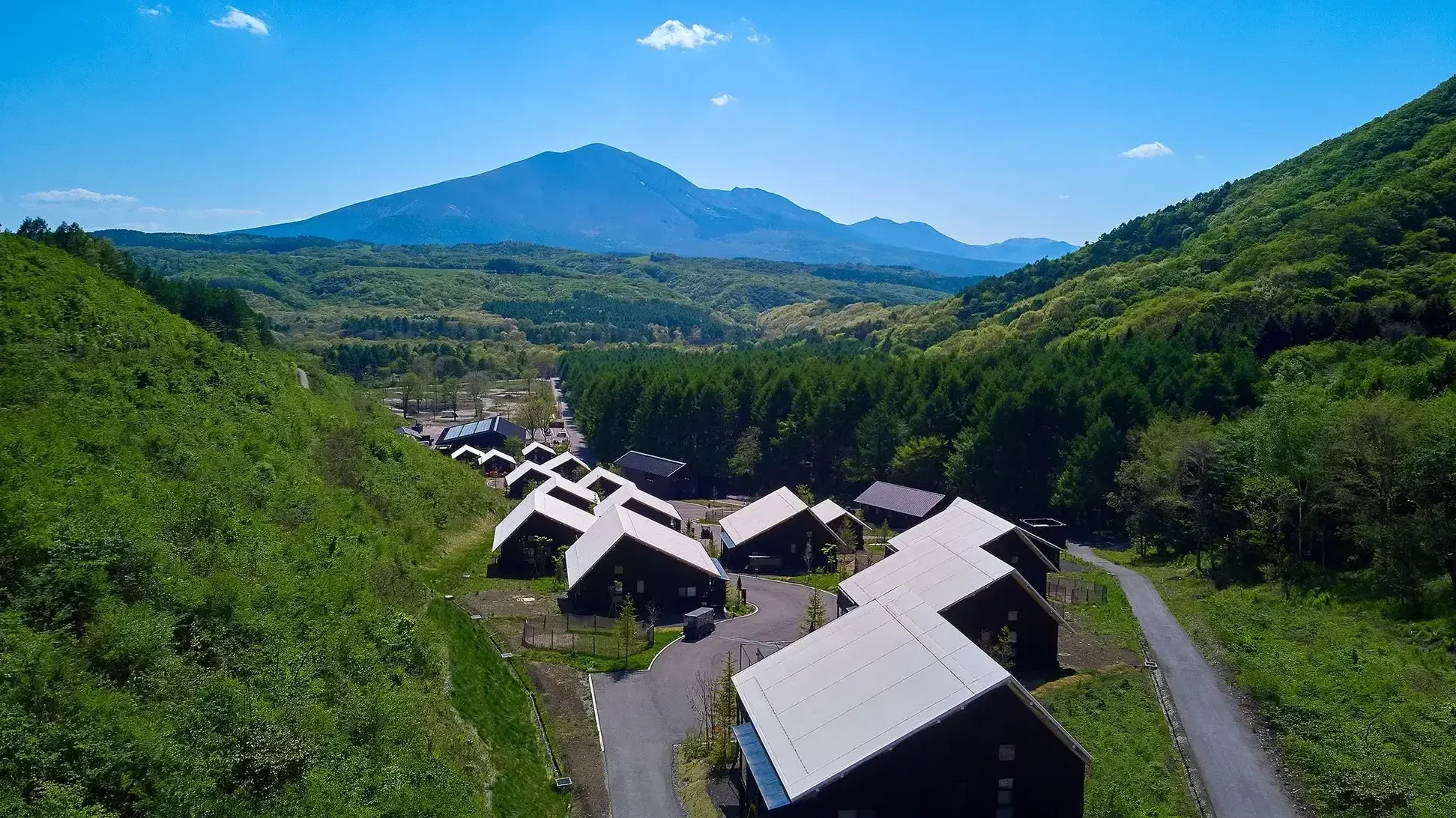 浅間山を望む特等席で過ごす記念日。5周年を迎えた「あさま空山望」と